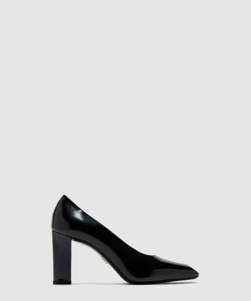 프라다 브러시드 레더 펌프 1I837N