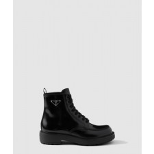 프라다 브러쉬드 가죽 부츠 2TG220