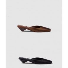 프라다 새틴 뮬 1I479N