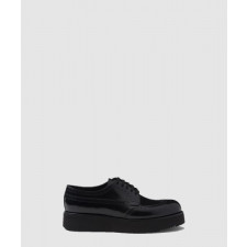 프라다 브러쉬드 가죽 더비 브로그 2EG443