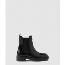 프라다 브러쉬드 가공 송아지 가죽 첼시 부츠 1T703N