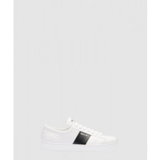 프라다 브러시드 가죽 스니커즈 2EE389