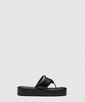 프라다 소프트 패딩 나파 통 웨지 샌들 1YZ043