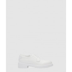 프라다 브러시드 가죽 더비 슈즈 1E877M