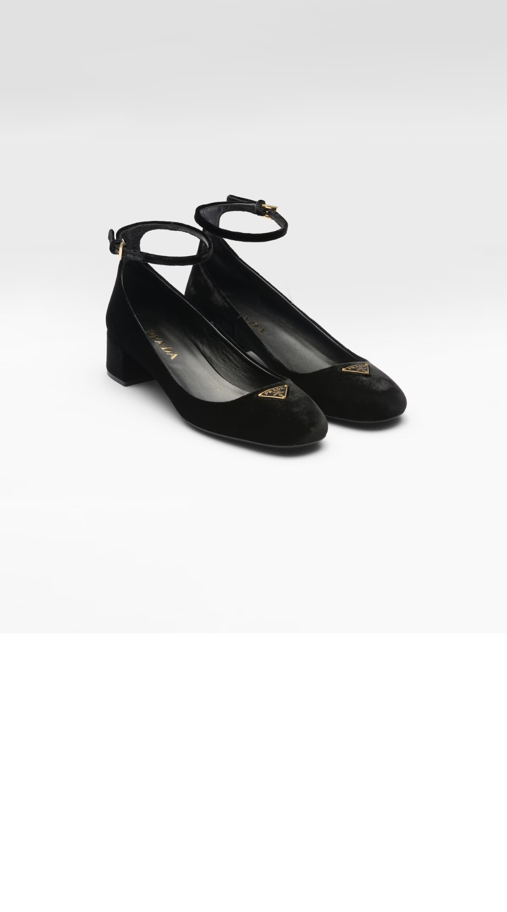 프라다 벨벳 스트랩 펌프스 1I358N