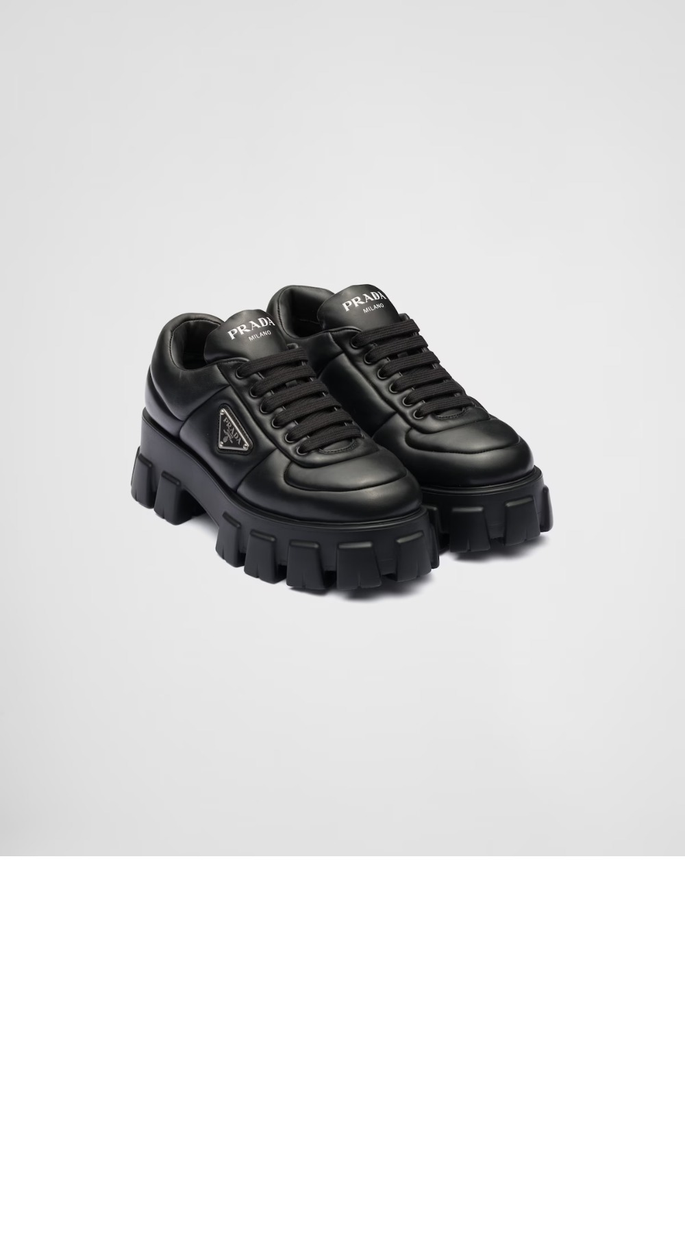 프라다 레이스업 스니커즈 1E119N