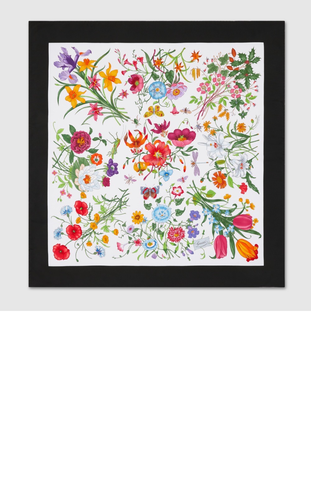 구찌 프린트 실크 트윌 까레 821061