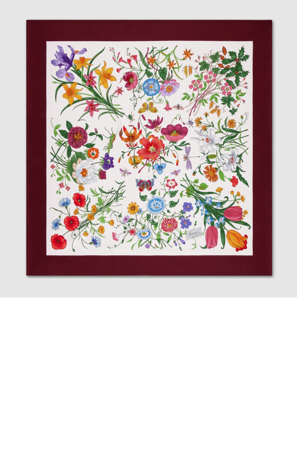 구찌 프린트 실크 트윌 까레 821061