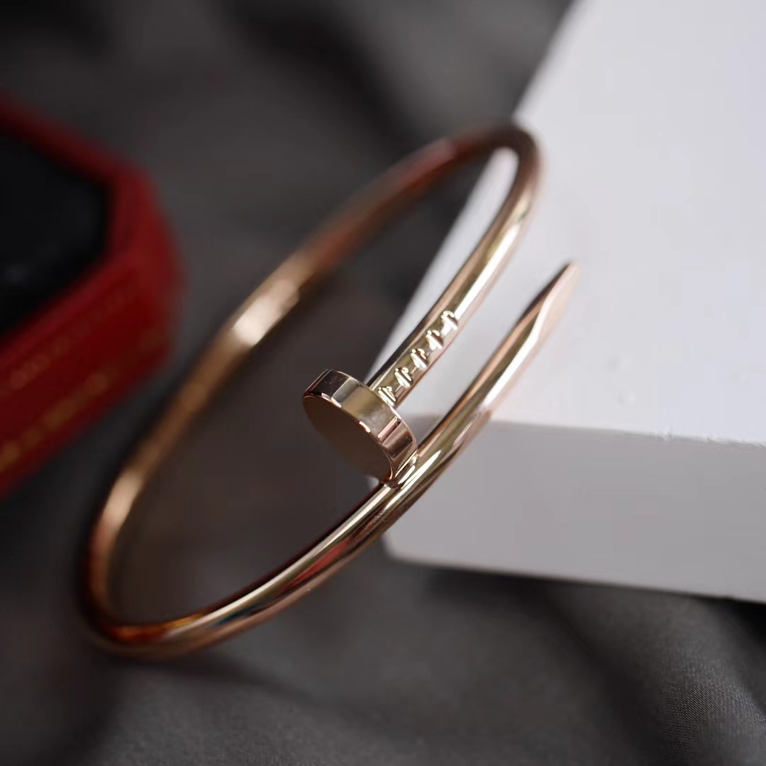 까르띠에 저스트 앵끌루 팔찌