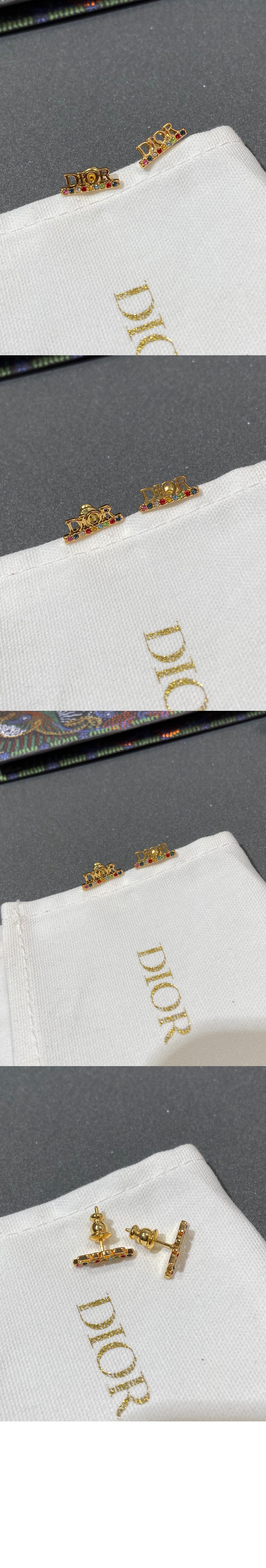 디올 레볼루션 스터드 귀걸이 E1456