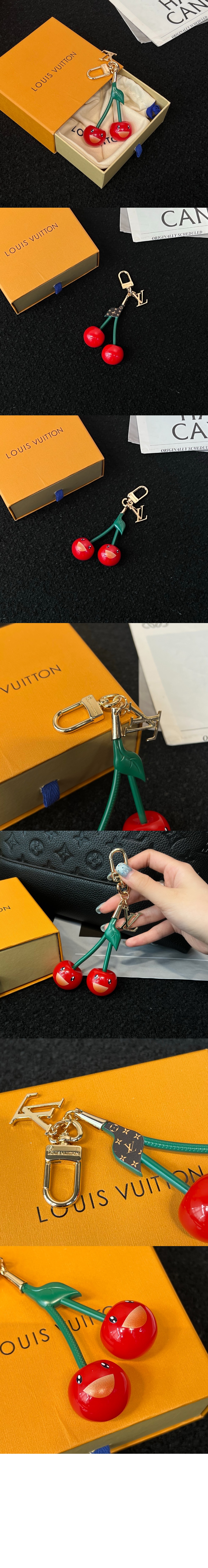 루이비통 LV x TM 세리즈 백 참 M02476