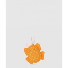 루이비통 프로그 백 참 M02215