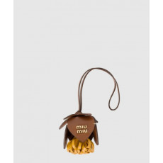 미우미우 가죽 트릭 5TL498