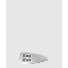 미우미우 페이턴트 가죽 헤어 클립 5IF092