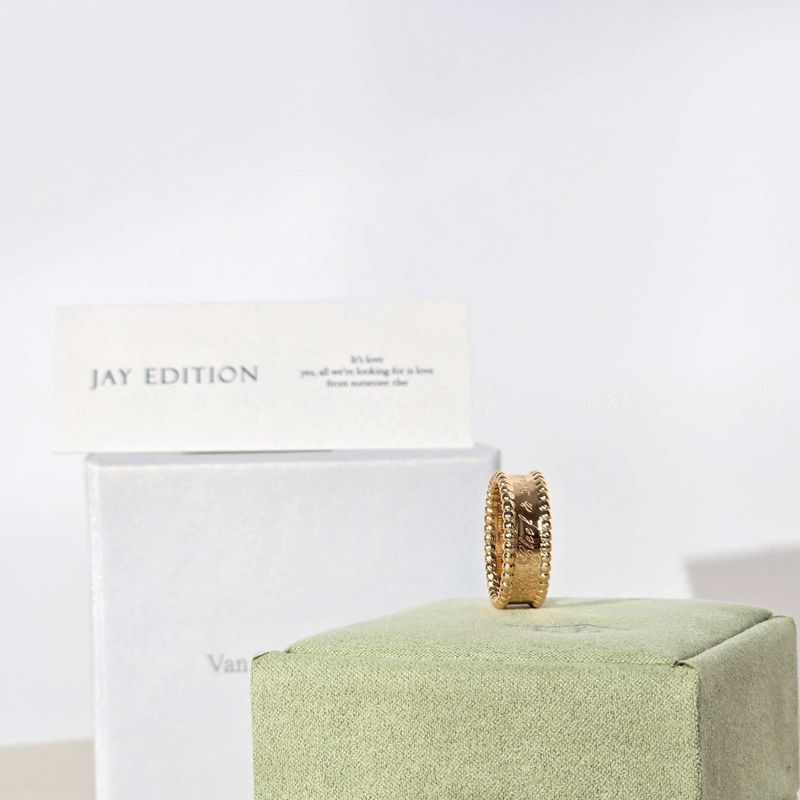 반클리프 뻬를리 시그니처 링