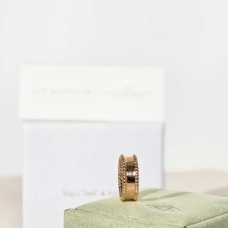 반클리프 뻬를리 시그니처 링