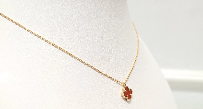 반클리프 알함브라 커넬리언 스위트 사이즈 목걸이 로즈골드 버건디