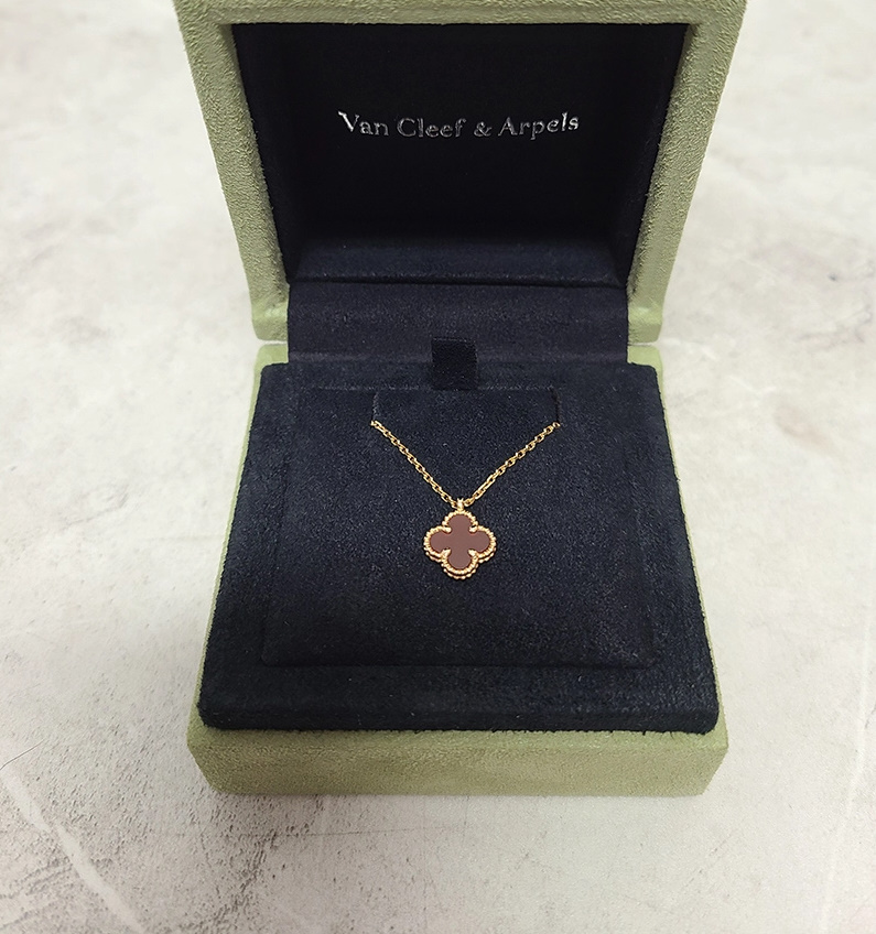 반클리프 알함브라 커넬리언 스위트 사이즈 목걸이 로즈골드 버건디