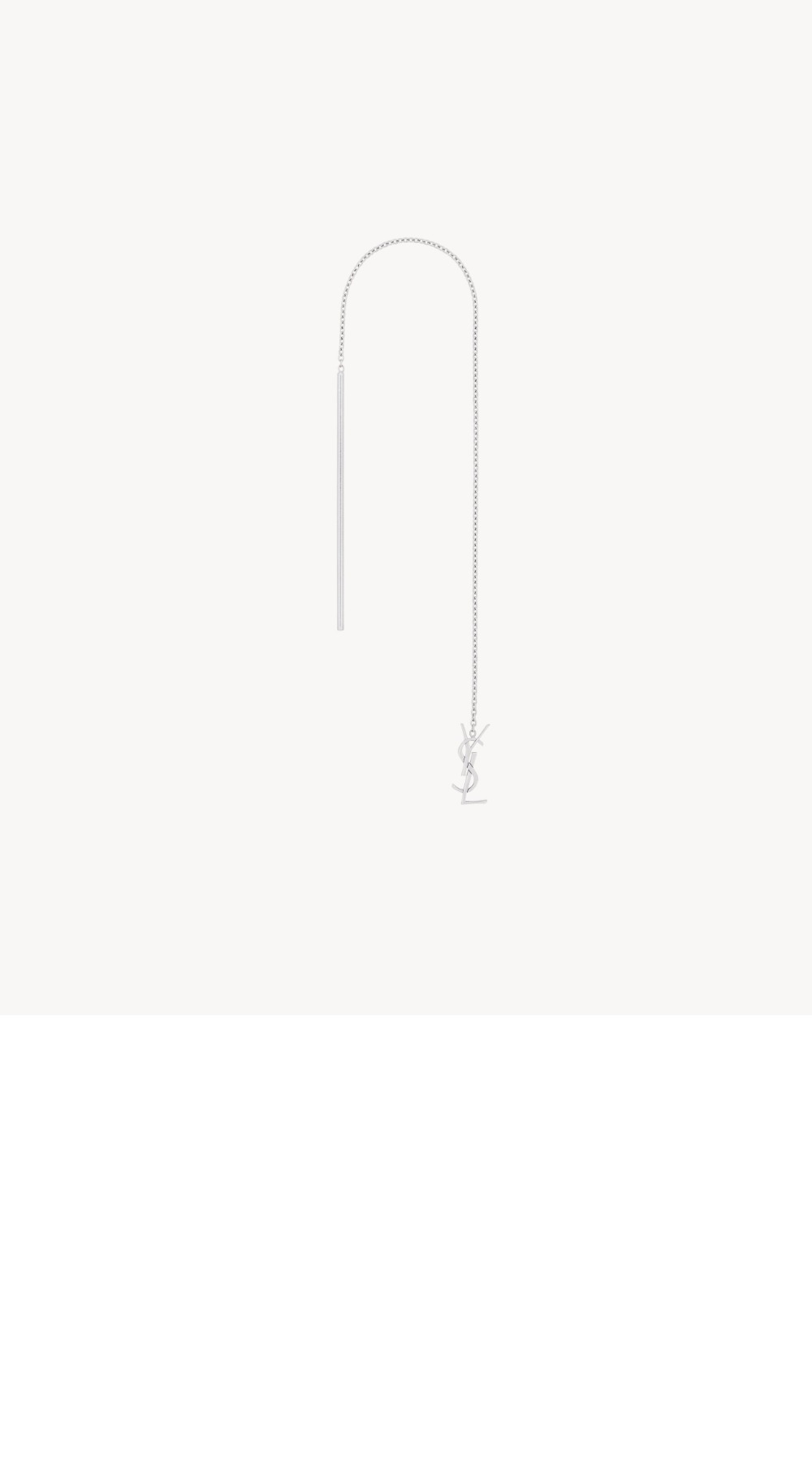 생로랑 18K 그레이 골드 소재의 CASSANDRE 드롭 이어링 761530