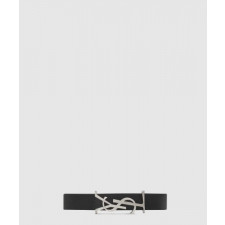 생로랑 가죽 소재의 CASSANDRE 브레이슬릿 559355