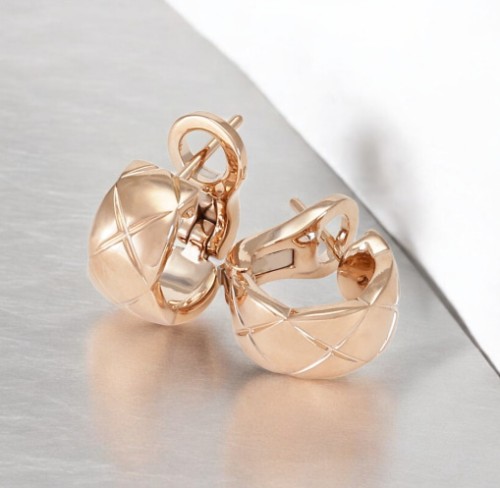 샤넬 코코 크러쉬 귀걸이 베이지 골드