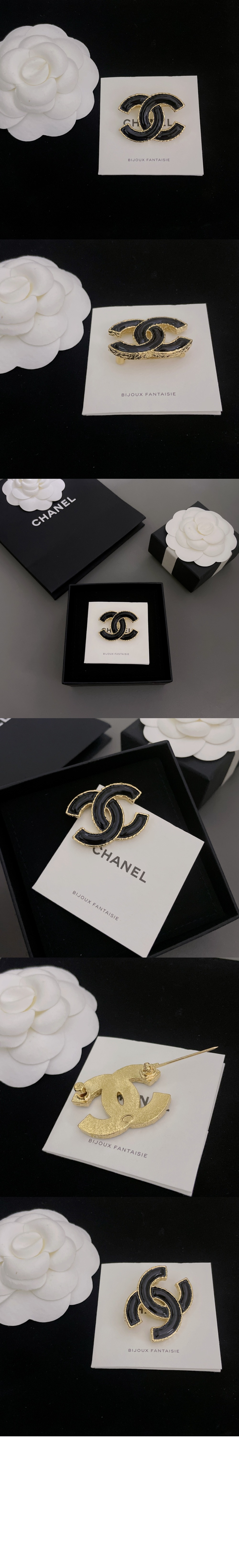 샤넬 브로치 AB8674