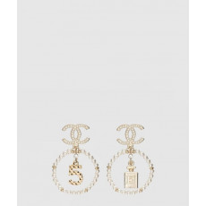 샤넬 펄리 화이트 & 크리스탈 귀걸이 AB3078
