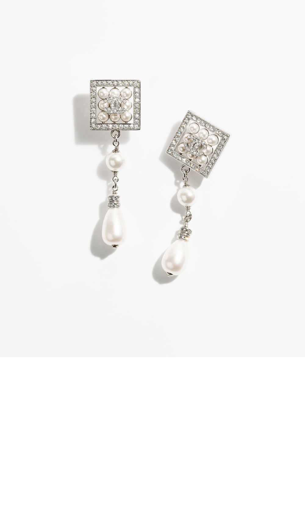 샤넬 귀걸이 ABD467