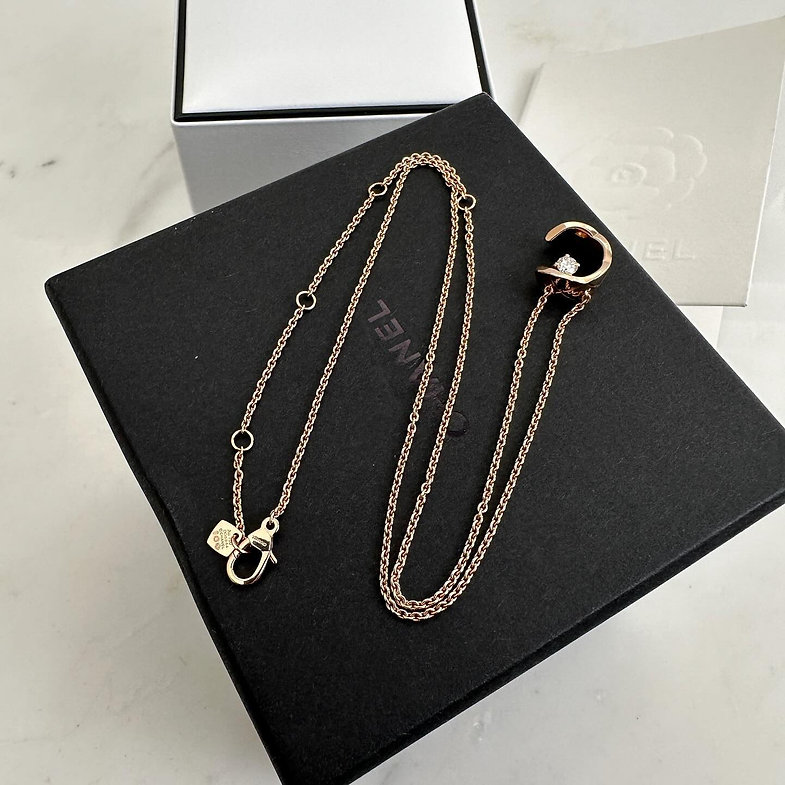 샤넬 코코 네크리스 베이지골드