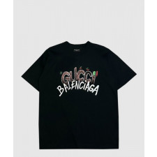 구찌 로고 프린트 반팔