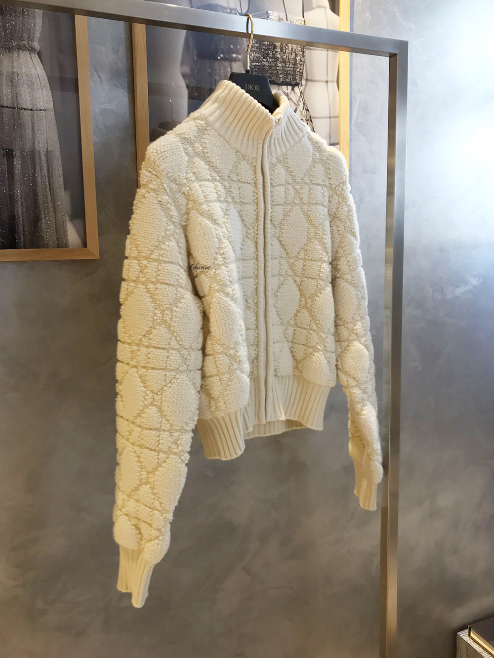 디올 매크로까나쥬 지퍼 가디건