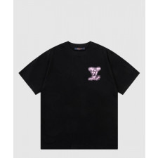 루이비통 로고 프린트 반팔