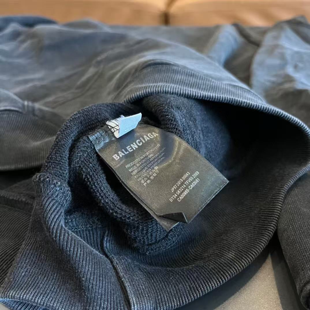 발렌시아가 후드티