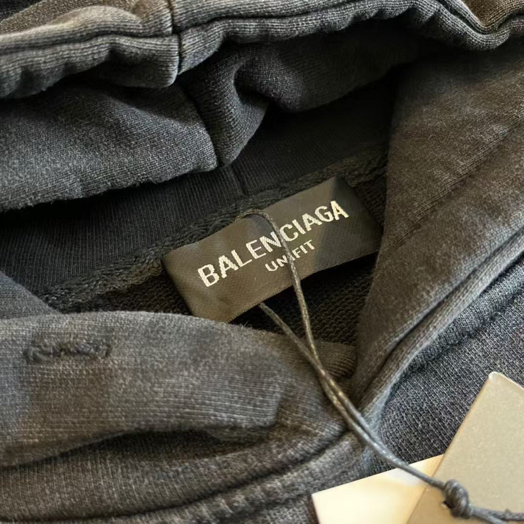 발렌시아가 후드티