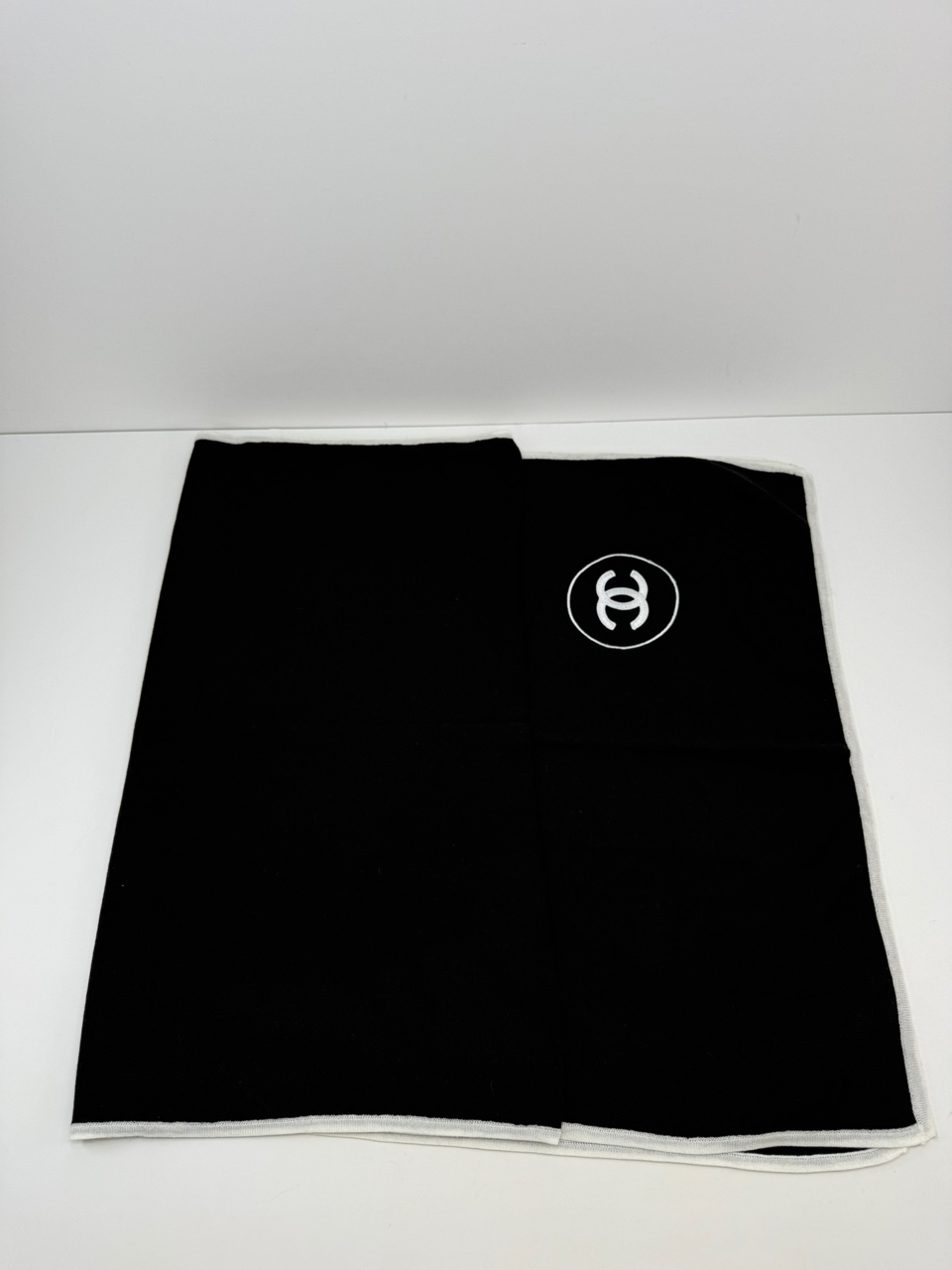 샤넬 CC로고 스톨 캐시미어 실크 머플러 A52032