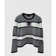 샤넬 로고 니트 상의