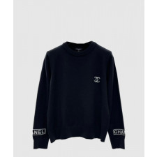 샤넬 로고 니트 상의