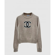 샤넬 로고 니트 상의