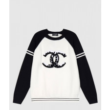 샤넬 로고 프린트 긴팔