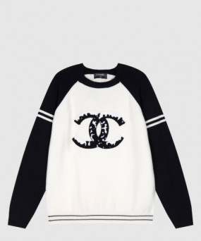 샤넬 로고 프린트 긴팔