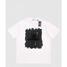 샤넬 로고 프린트 반팔