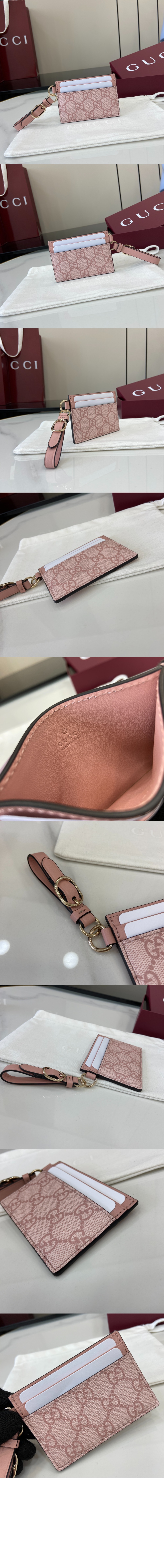 구찌 GG 엠블럼 스트랩 카드 케이스 819121