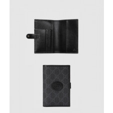 구찌 인터로킹 G 여권지갑 724562