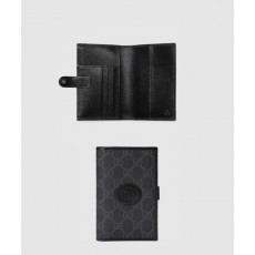 구찌 인터로킹 G 여권지갑 724562