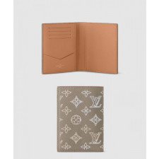 루이비통 여권지갑 M82721