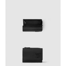 루이비통 파일럿 지갑 M81740