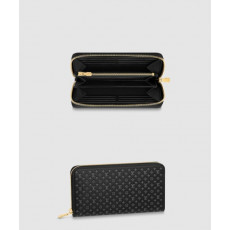 루이비통 지피 월렛 M82233