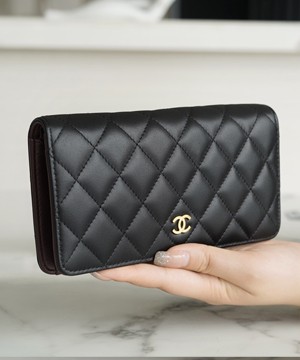 샤넬 플랩 장지갑 램스킨 금장 A31509