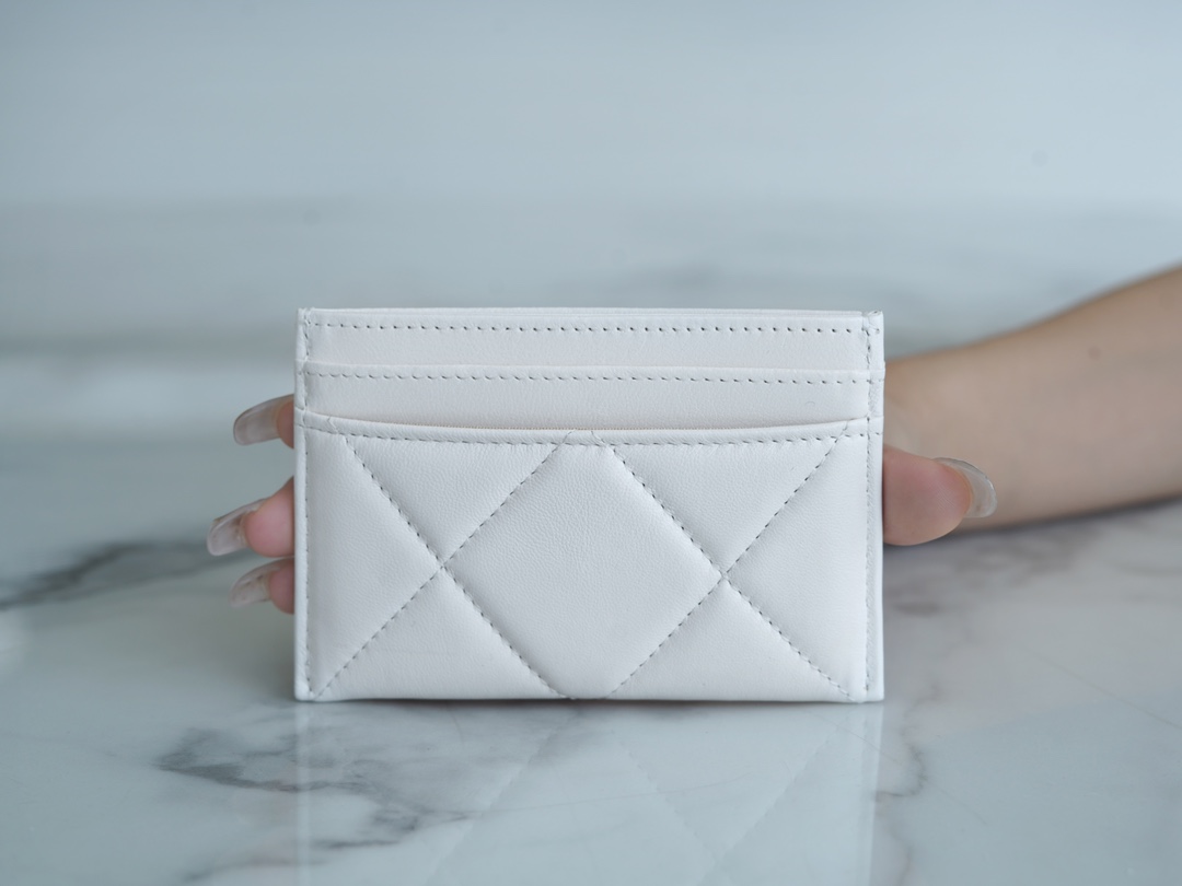 샤넬 카드 지갑 램스킨 금장 화이트 AP1167