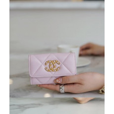 샤넬 19 플랩 카드지갑 램스킨 금장 연핑크 AP1790